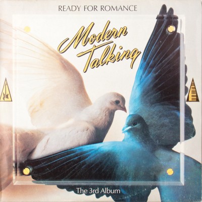 Album zespołu Modern Talking pt. “Ready for romance”. Płyta winylowa. Wydanie bułgarskie. Bułgarnia, 1986 rok (oryginał: Niemcy, 1986 rok). 