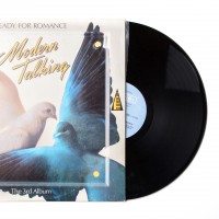 Album zespołu Modern Talking pt. “Ready for romance”. Płyta winylowa. Wydanie bułgarskie. Bułgarnia, 1986 rok (oryginał: Niemcy, 1986 rok). 