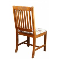 Krzesło w stylu rustykalnym tapicerowane tkaniną w róże. Drewno egzotyczne, twarde. Hiszpania II poł. XX w.